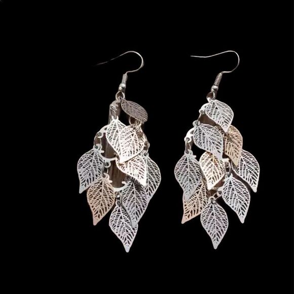 LEAF EARRINGS GOLD/SILVER  - Picture 2 of 2